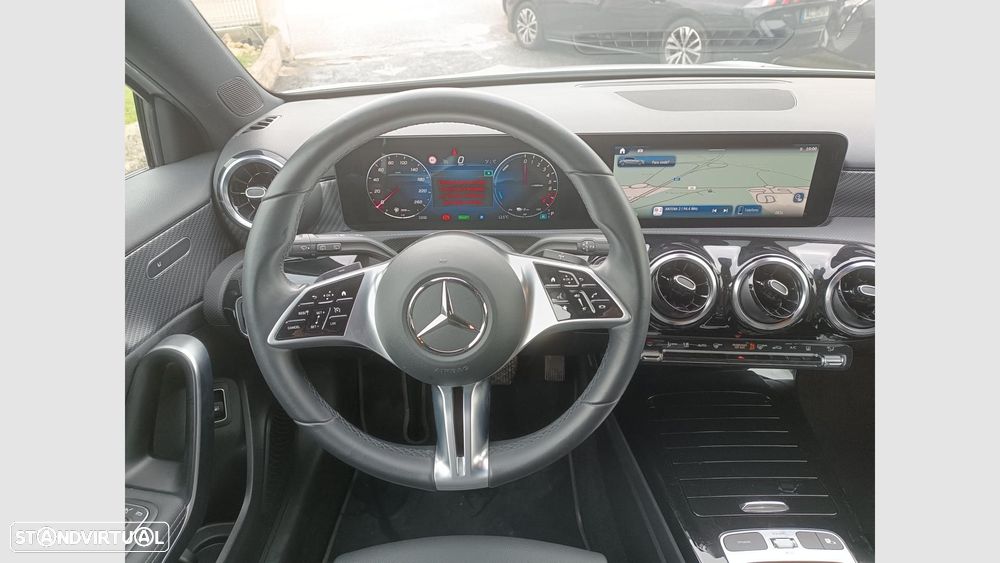 Mercedes-Benz A 250 e - 7