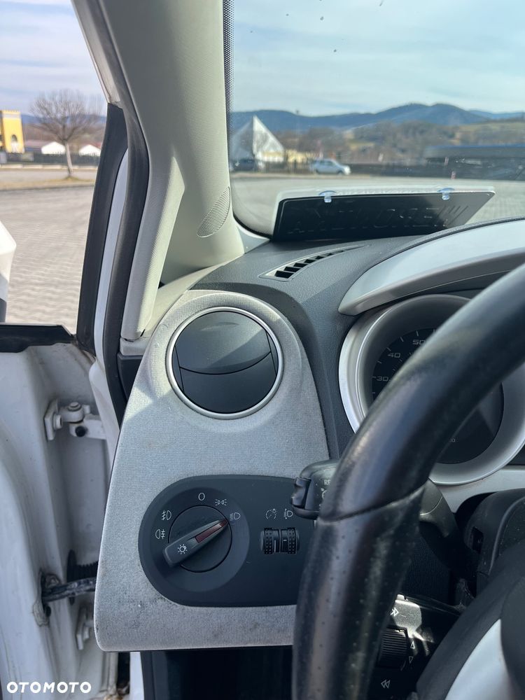 Seat Ibiza SC 1.6 16V Style - 14