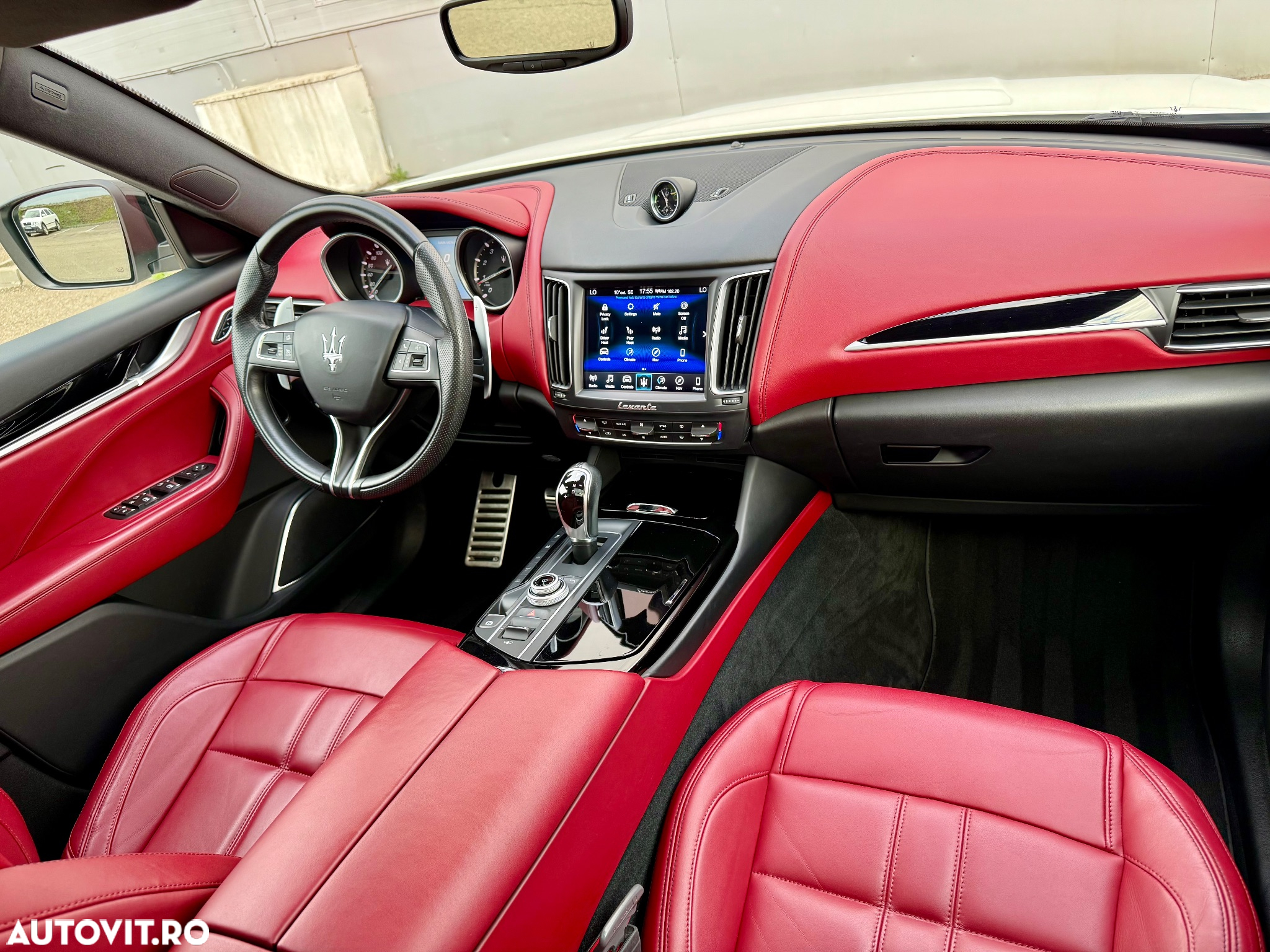 Maserati Levante S Q4 GranSport - 12