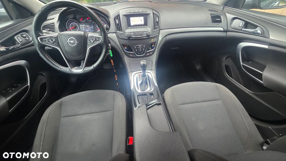 Opel Insignia CT 2.0 CDTI - 24