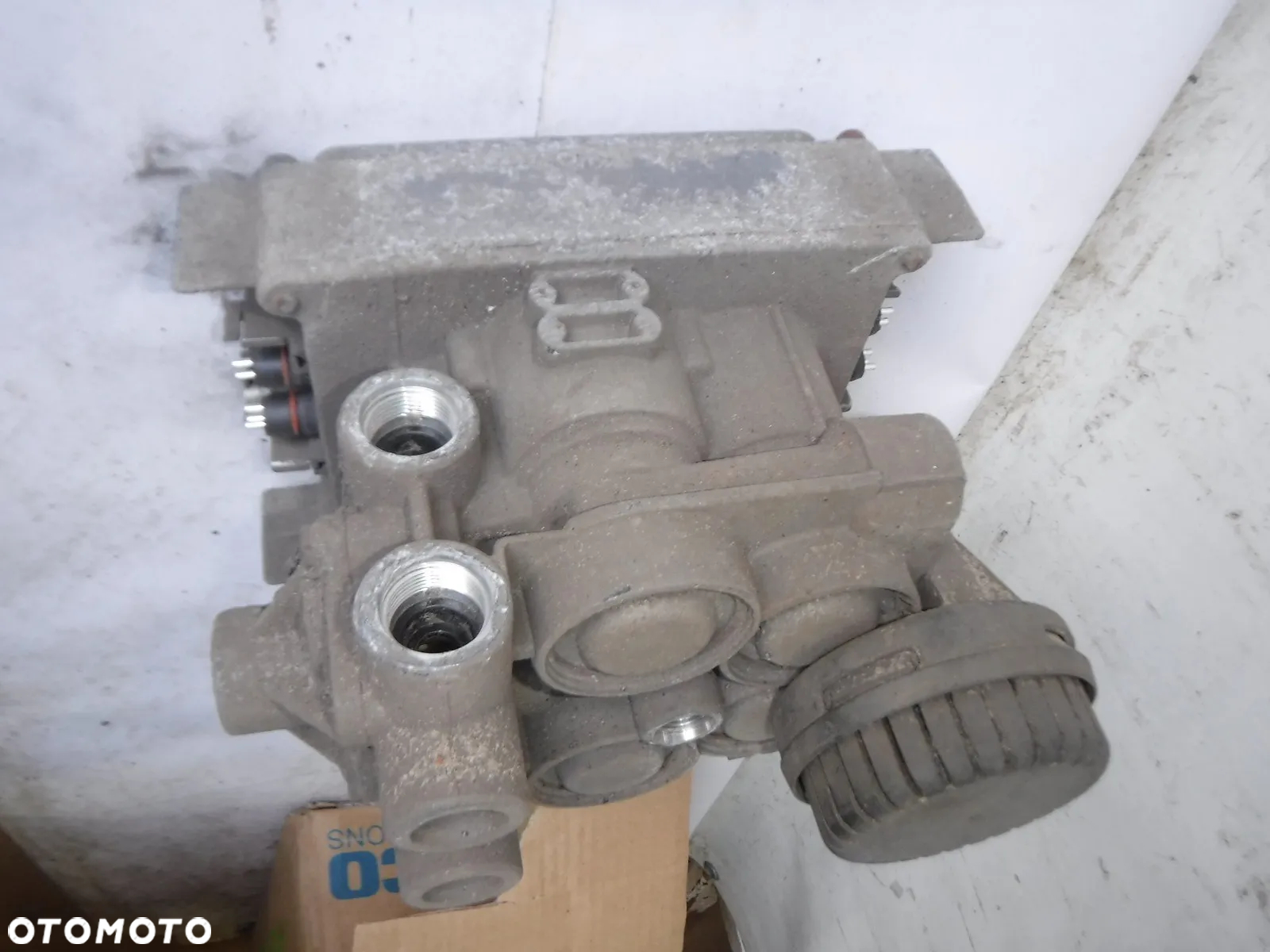 modulator rozdzielacz wabco  hamulców daf scania actros - 5