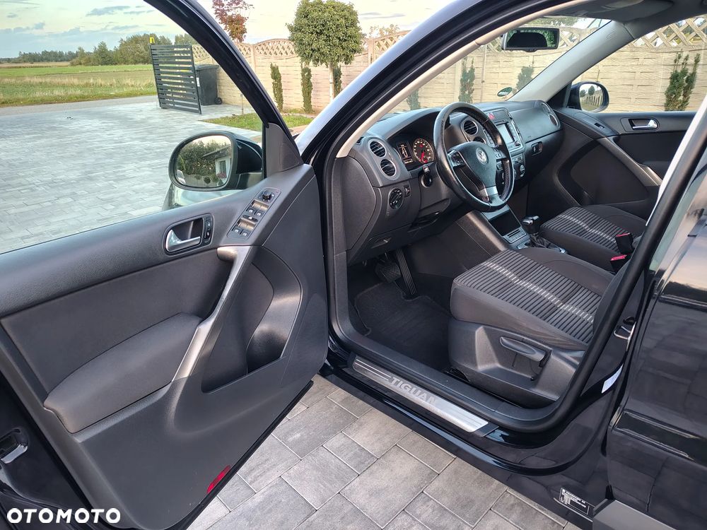 Volkswagen Tiguan 2.0 TDI DPF 4Motion DSG Exclusive - 10