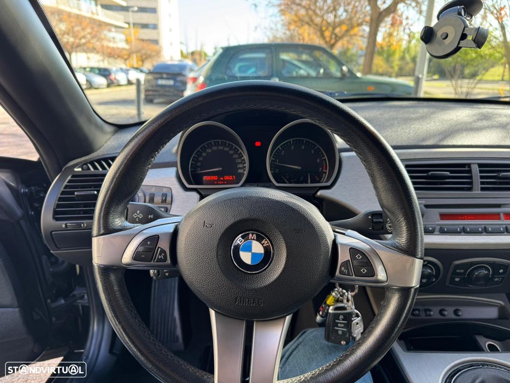 BMW Z4 2.2 - 11