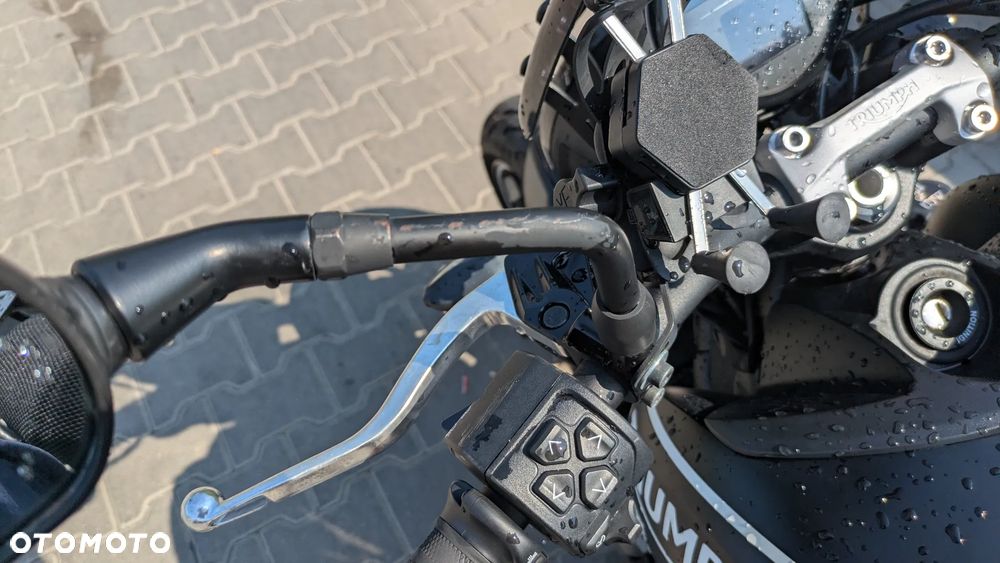 Triumph Trident - 8
