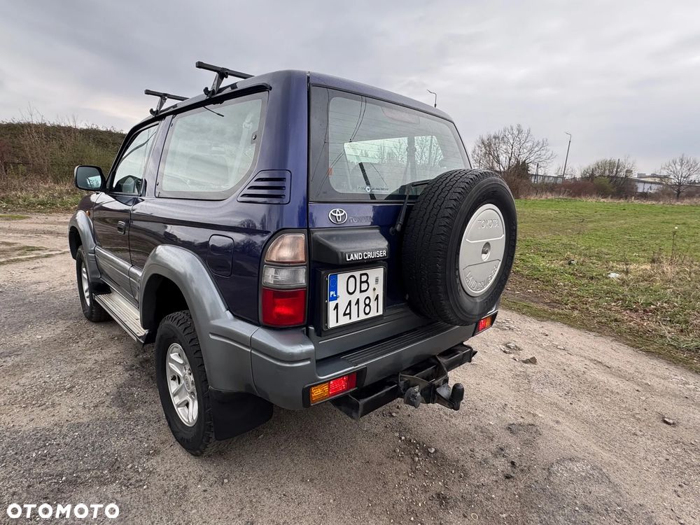 Toyota Land Cruiser - 8