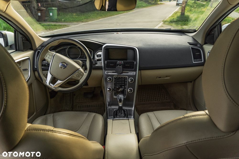 Volvo XC 60 T6 AWD Summum - 11