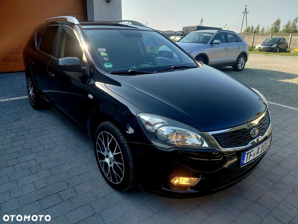 Kia Ceed - 7