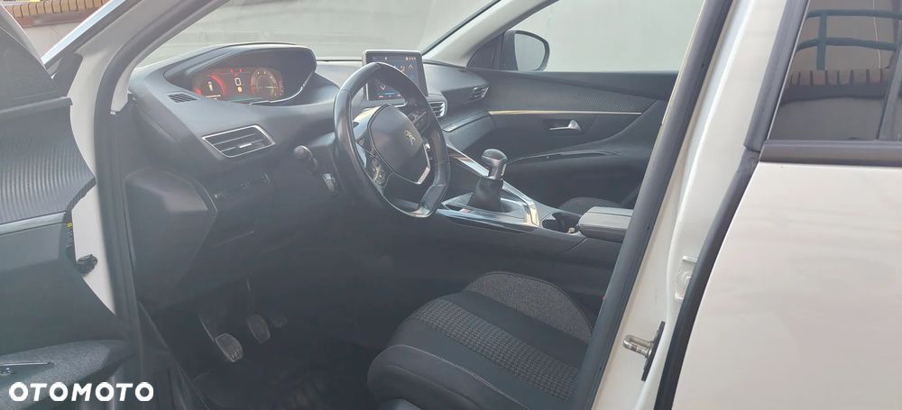 Peugeot 3008 1.6 HDi Active - 10