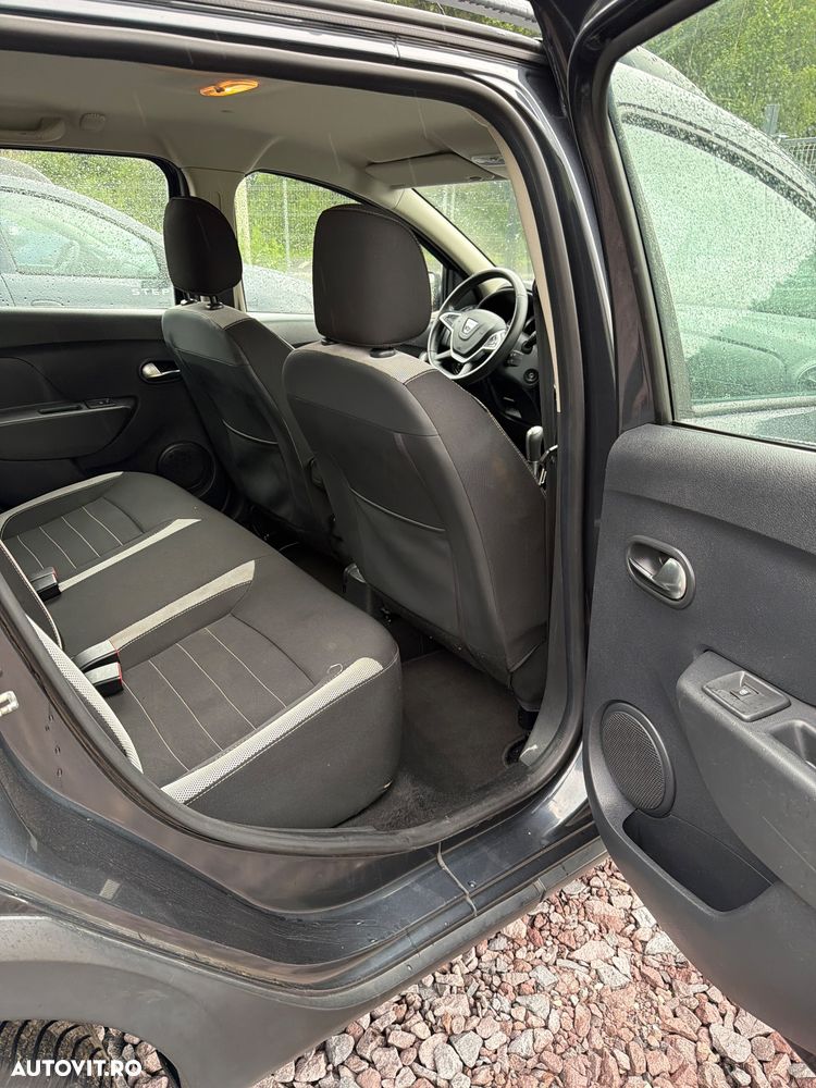 Dacia Logan Stepway 0.9 TCe - 8