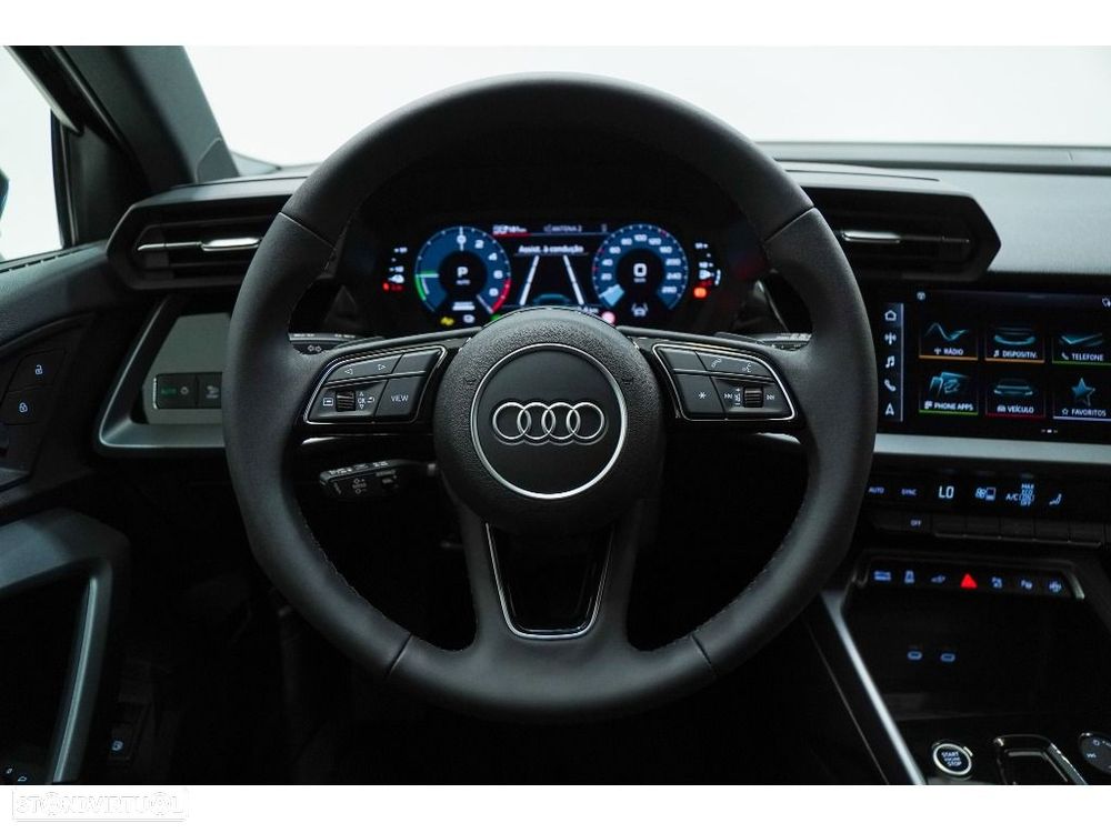 Audi A3 Sportback 40 TFSIe Advanced — fotografia 29