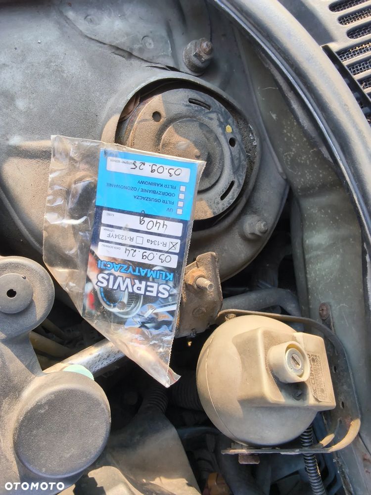 Toyota Avensis 2.0 VVT-i Prestige - 28