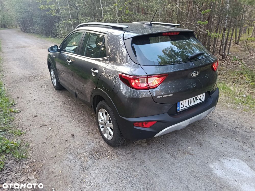 Kia Stonic 1.2 Edition 7 - 11