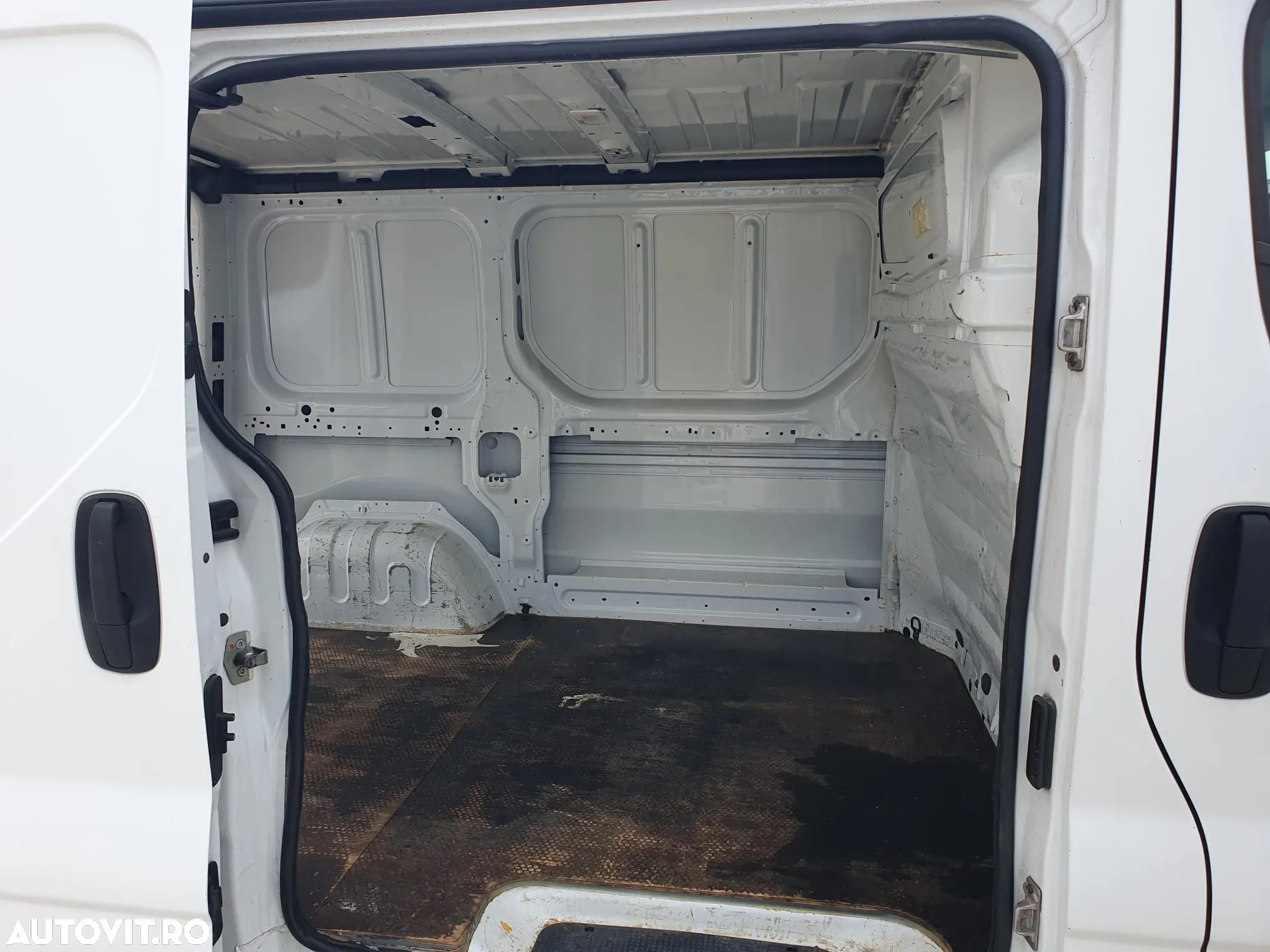 Opel Vivaro 2.0 CDTI L1H1 - 12