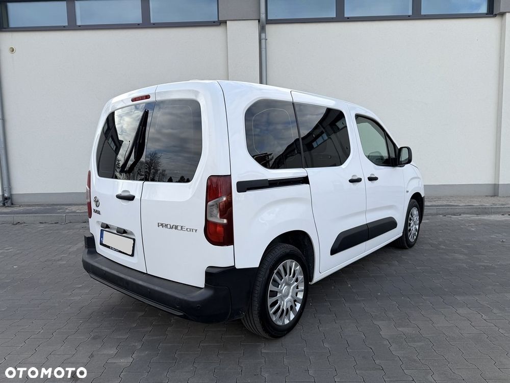 Toyota Proace City Verso 1.5 D-4D Business - 17