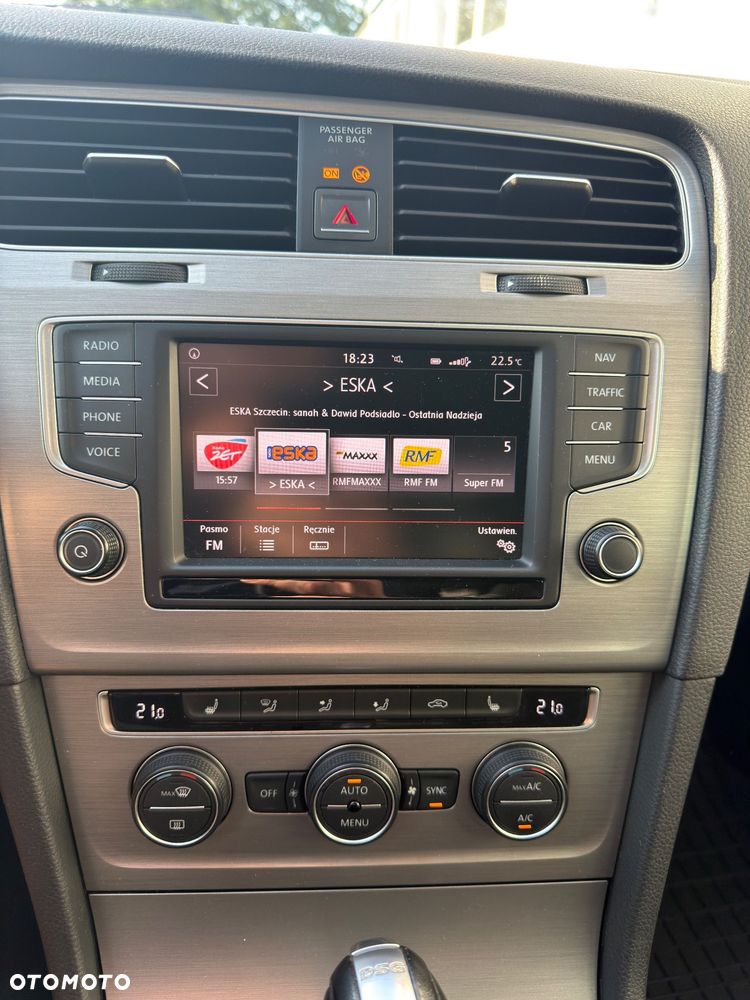 Volkswagen Golf - 9