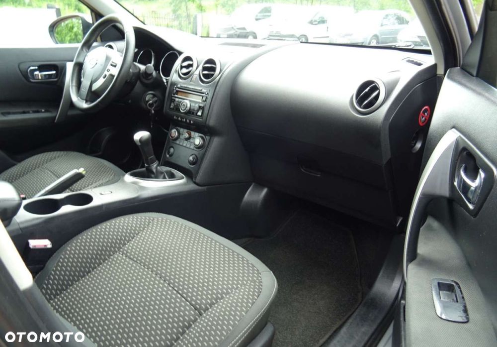 Nissan Qashqai - 14