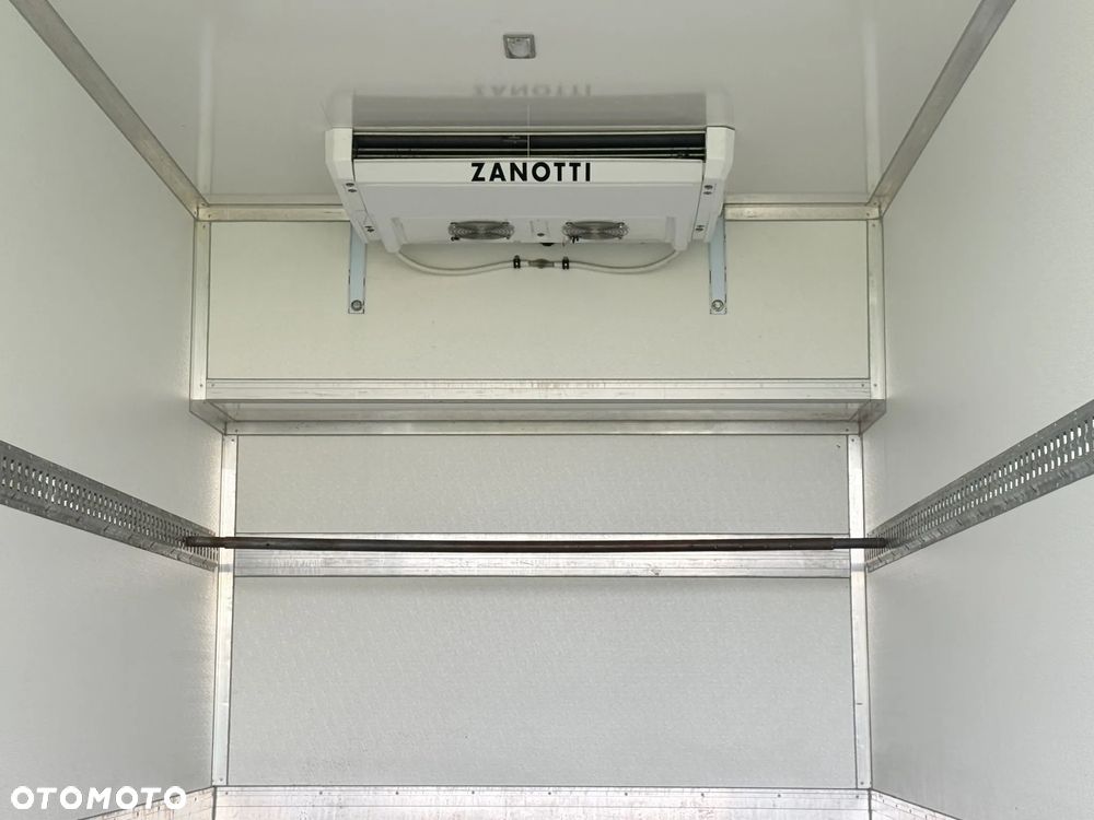 Iveco DAILY 7200 DMC - 10