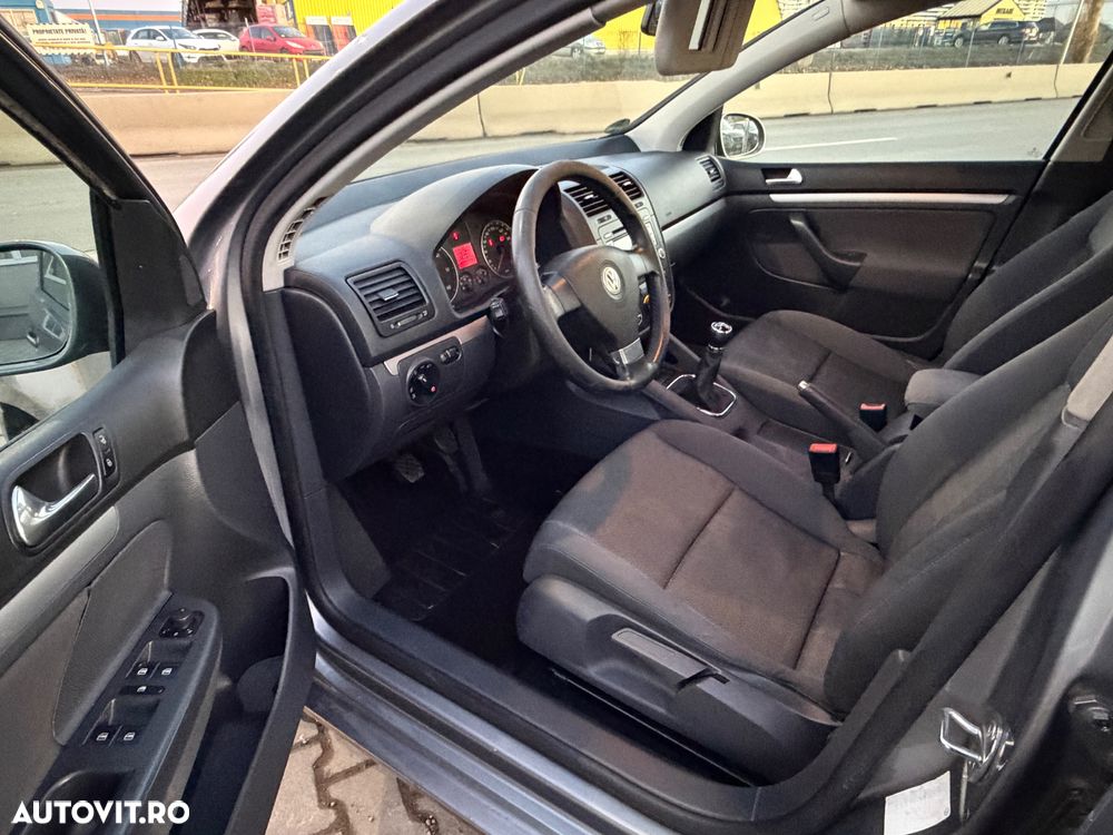 Volkswagen Golf 1.9 TDI DPF Tour - 5