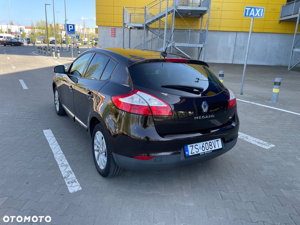 Renault Megane ENERGY TCe 130 BOSE EDITION - 4