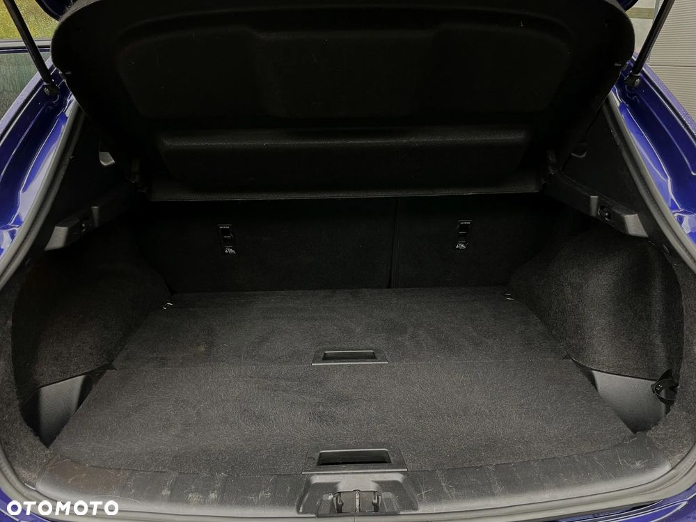 Nissan Qashqai 1.3 DIG-T N-WAY - 38