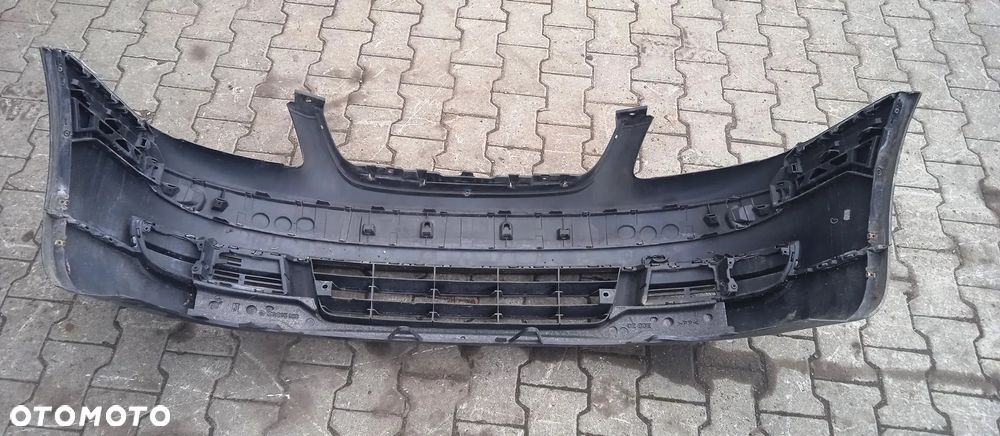 Zderzak przód przedni VW Touran I 1.6 FSI lak. LC9X - 4