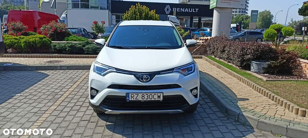 Toyota RAV4 - 3
