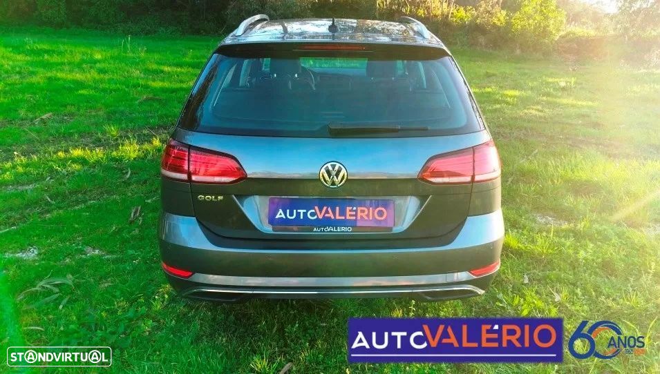 VW Golf Variant 1.6 TDi Confortline DSG - 4