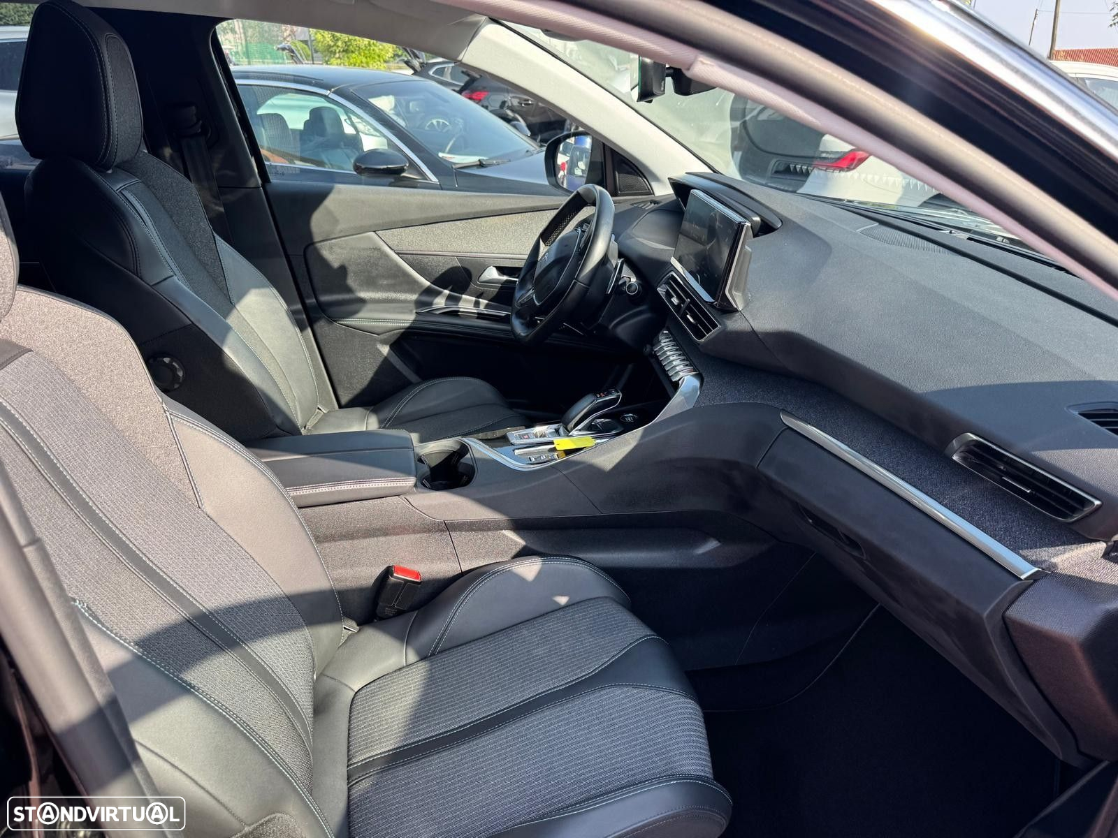 Peugeot 3008 1.6 Hybrid Active Pack e-EAT8 - 13