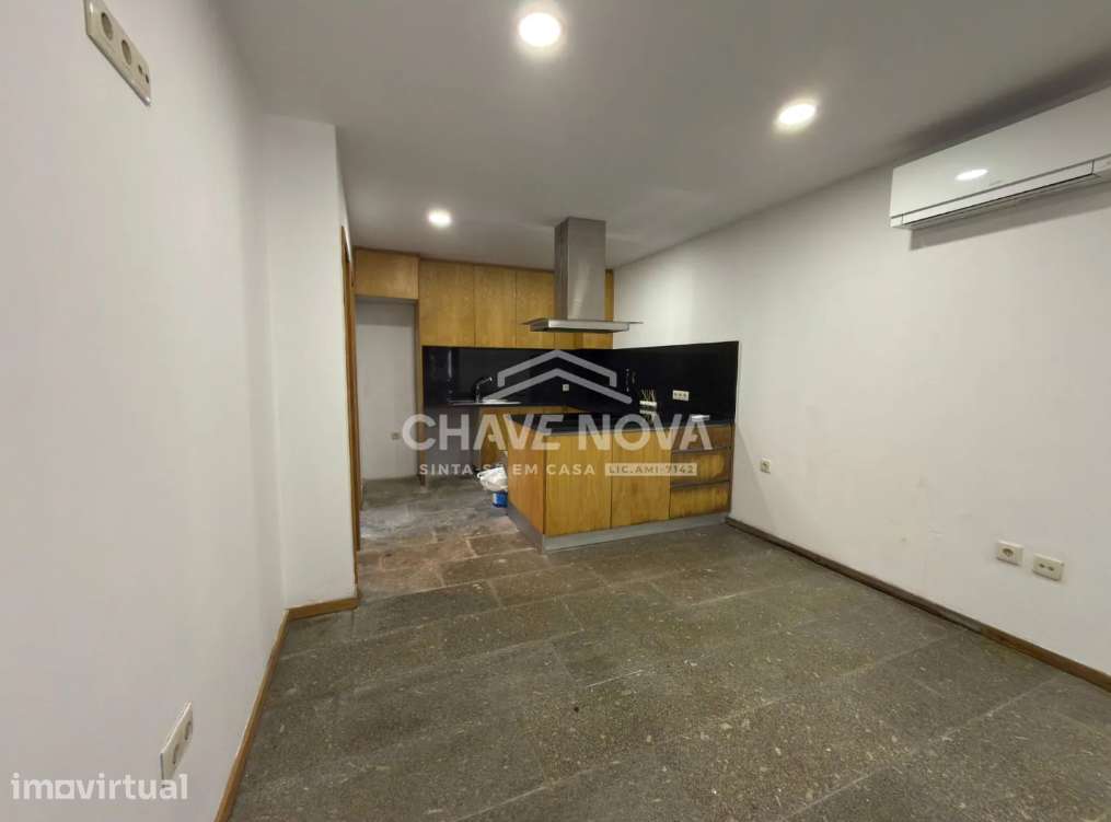 Prédio Habitacional na Afurada (Rio Douro) - Grande imagem: 5/23