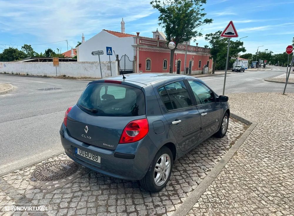 Renault Clio 1.5 dCi Confort - 1