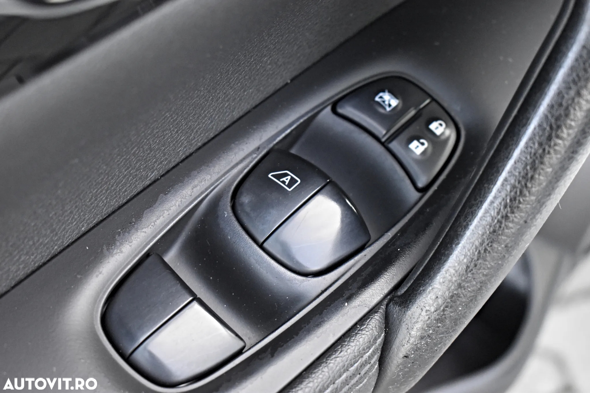 Nissan Qashqai 1.6 DCI TEKNA - 26