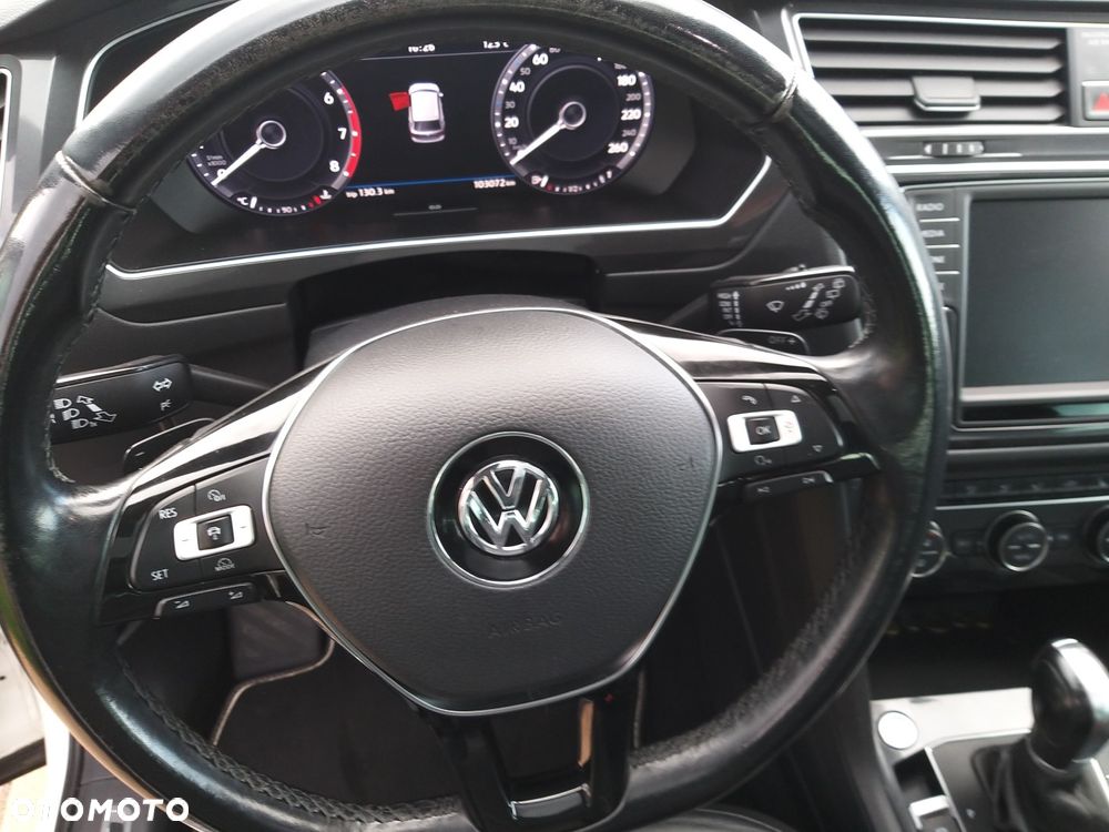 Volkswagen Tiguan - 16