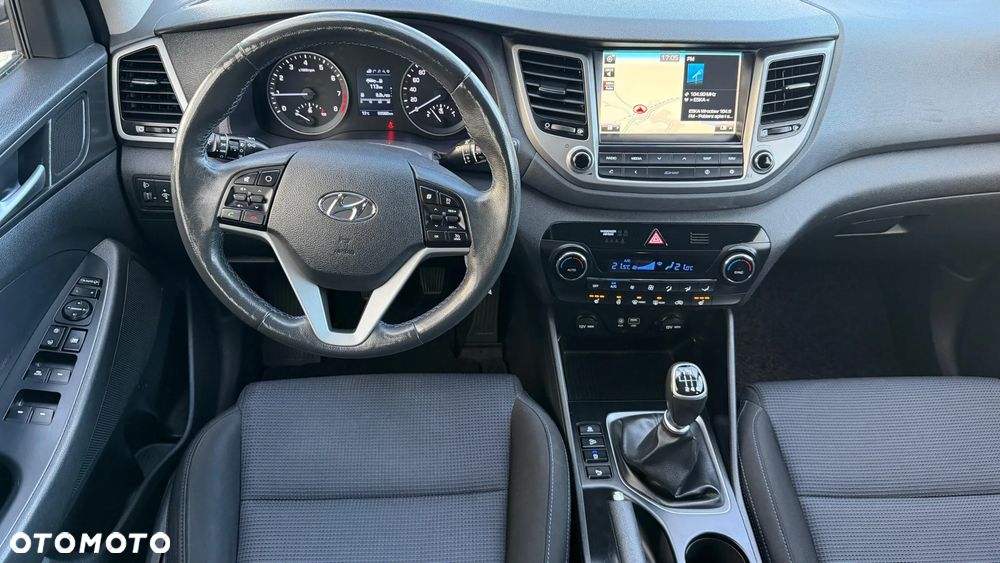 Hyundai Tucson 1.6 GDI BlueDrive Design 2WD - 19