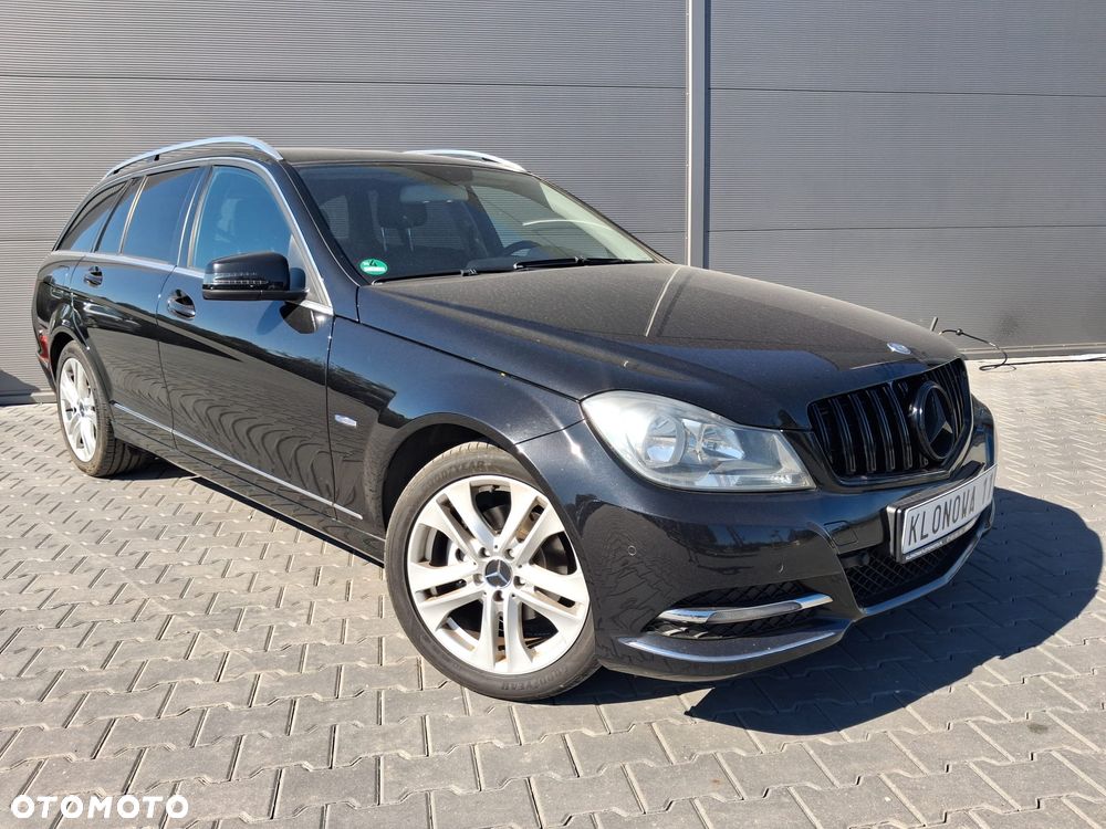 Mercedes-Benz Klasa C 180 Kompressor BlueEFFICIENCY Avantgarde - 4
