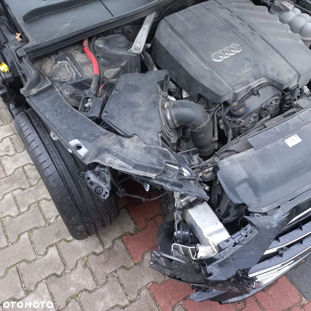 Audi A4 Limousine - 7