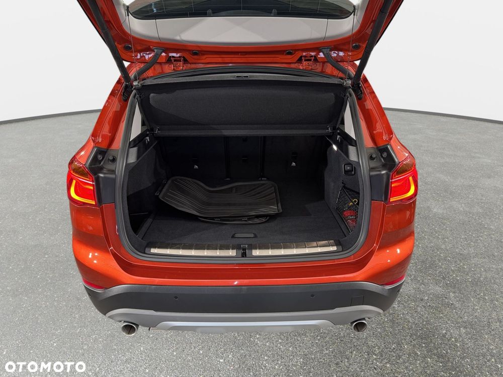 BMW X1 - 15
