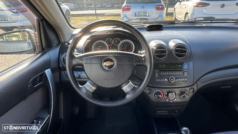 Chevrolet Aveo 1.2 LS - 22