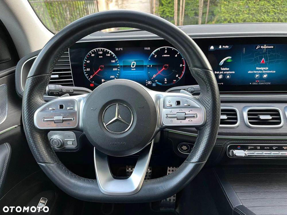 Mercedes-Benz GLS - 19