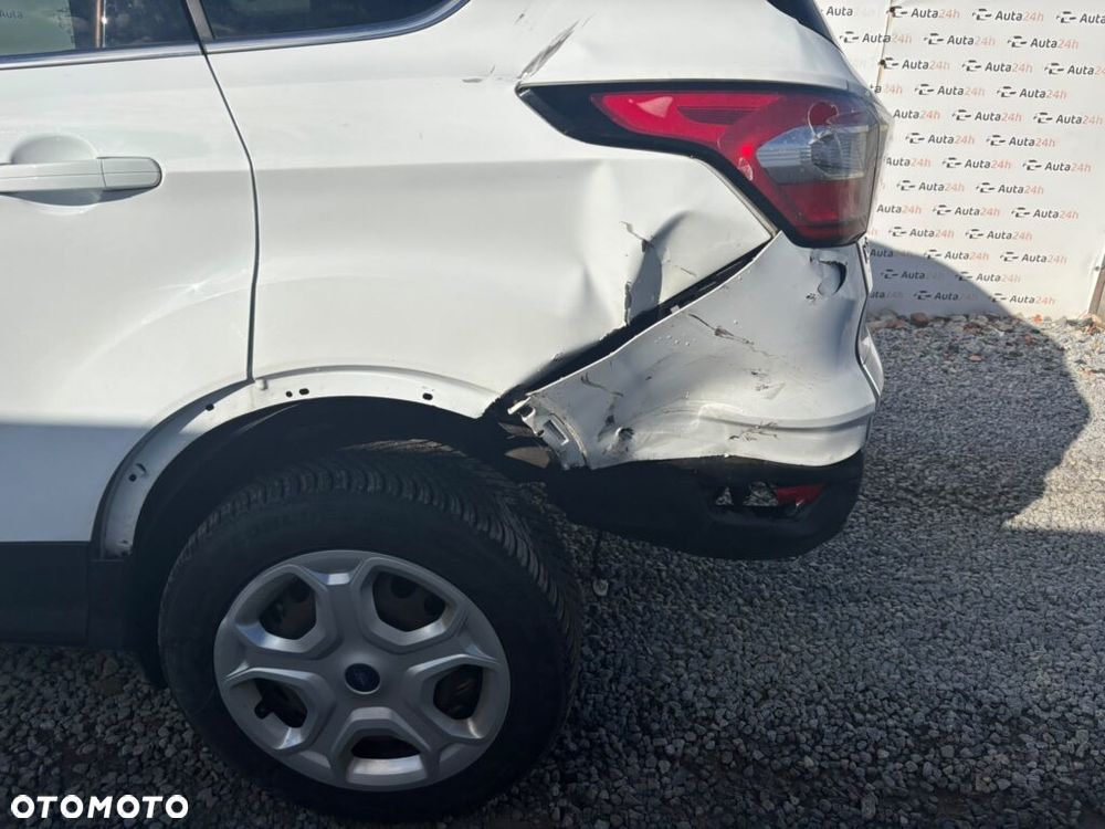 Ford Kuga 1.5 EcoBoost 2x4 Trend - 20