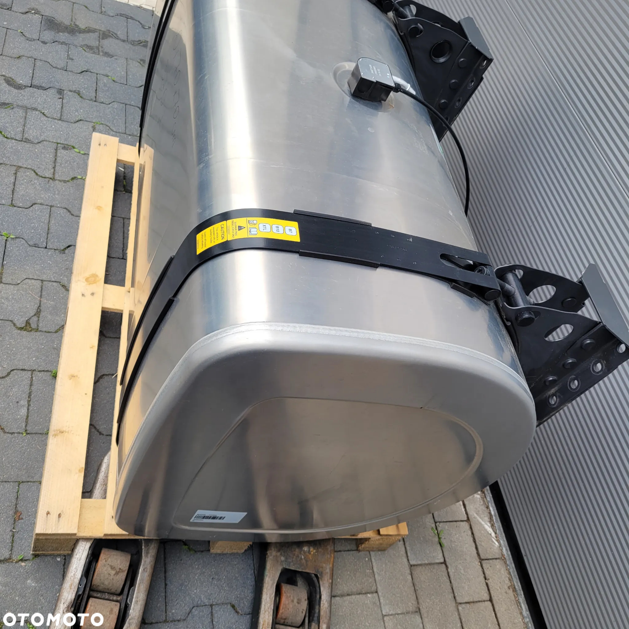 ZBIORNIK PALIWA VOLVO FH4 FH5 GAMA 140X70X70CM 21516453 570L CHWALIM116 - 3