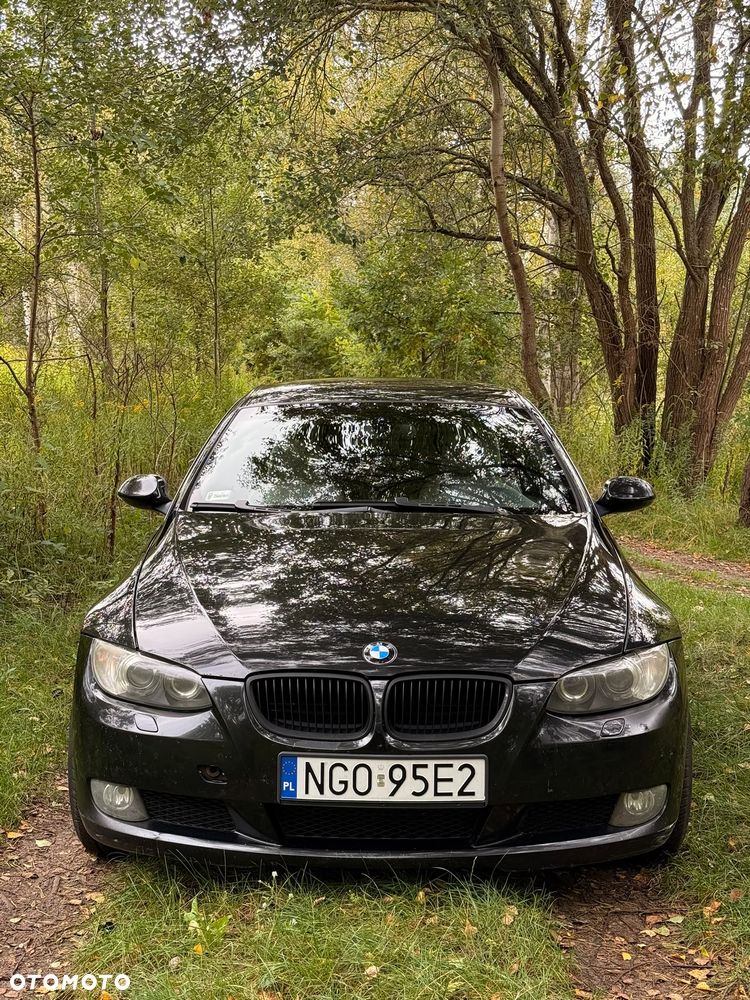 BMW Seria 3 2008 photo 2