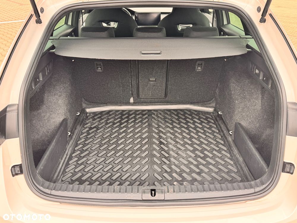 Skoda Octavia 2.0 TDI DSG First Edition - 23