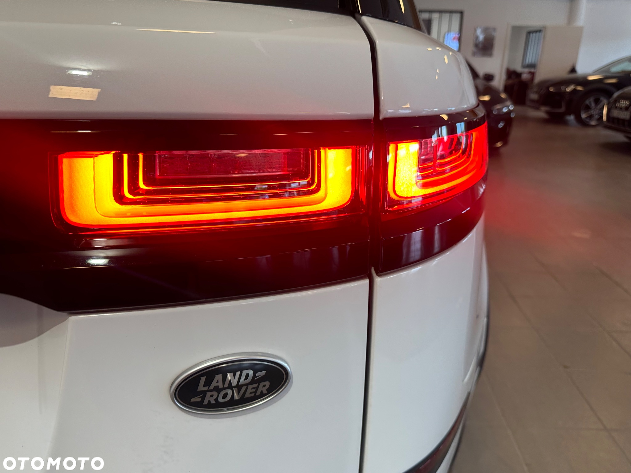 Land Rover Range Rover Velar 2.0 P400e PHEV SE - 25