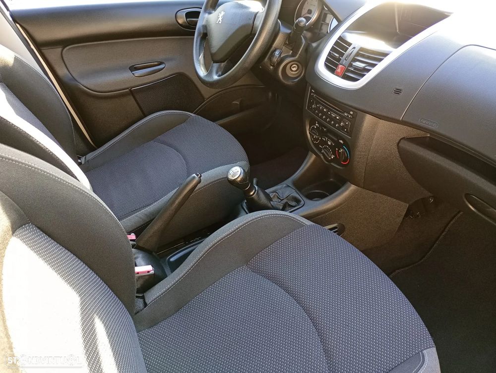 Peugeot 206+ 1.1 Trendy - 3