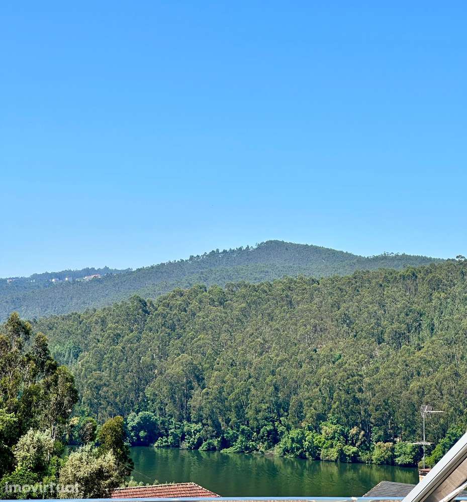 Moradia para Remodelar - Grande imagem: 3/17