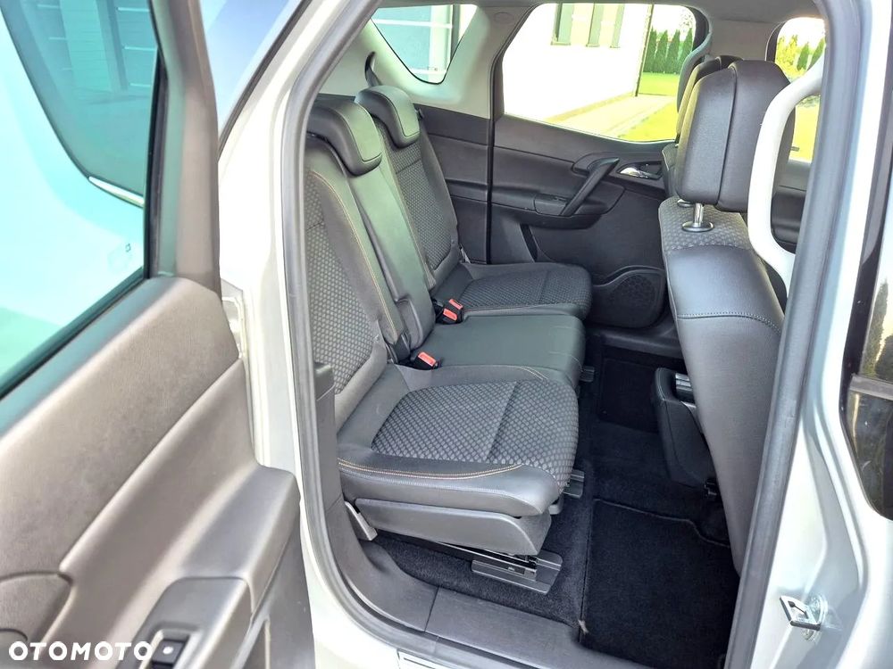 Opel Meriva - 21
