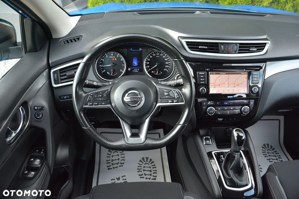 Nissan Qashqai 1.3 DIG-T N-Connecta DCT - 17