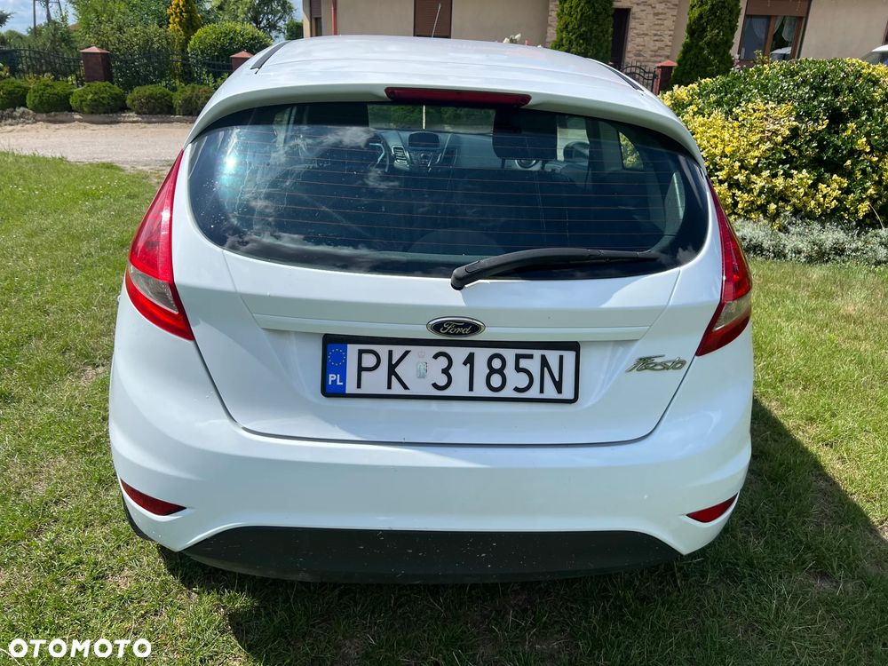 Ford Fiesta 1.4 TDCi Silver X (Ambiente) - 5
