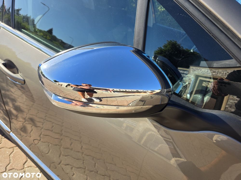 Peugeot 2008 PureTech 110 Stop&Start EAT6 Allure - 22