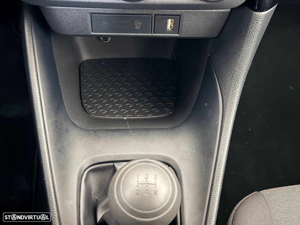 Toyota Yaris 1.0 VVT-i Comfort Plus - 33